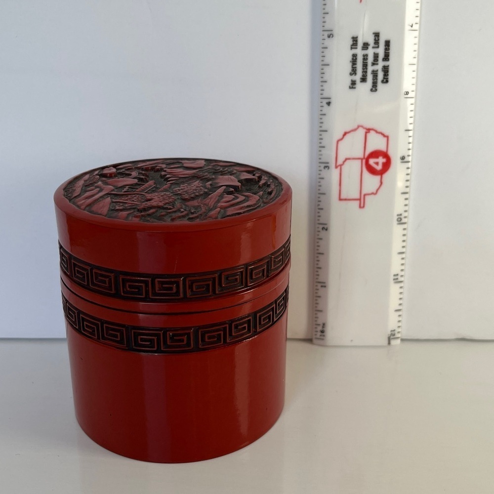 Vintage Chinese Cinnabar Lacquer Tea Caddy Jar with Spoon Red Carved Lid - Picture 11 of 15